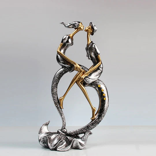 RASAB786 | Romantic Kissing Figurine